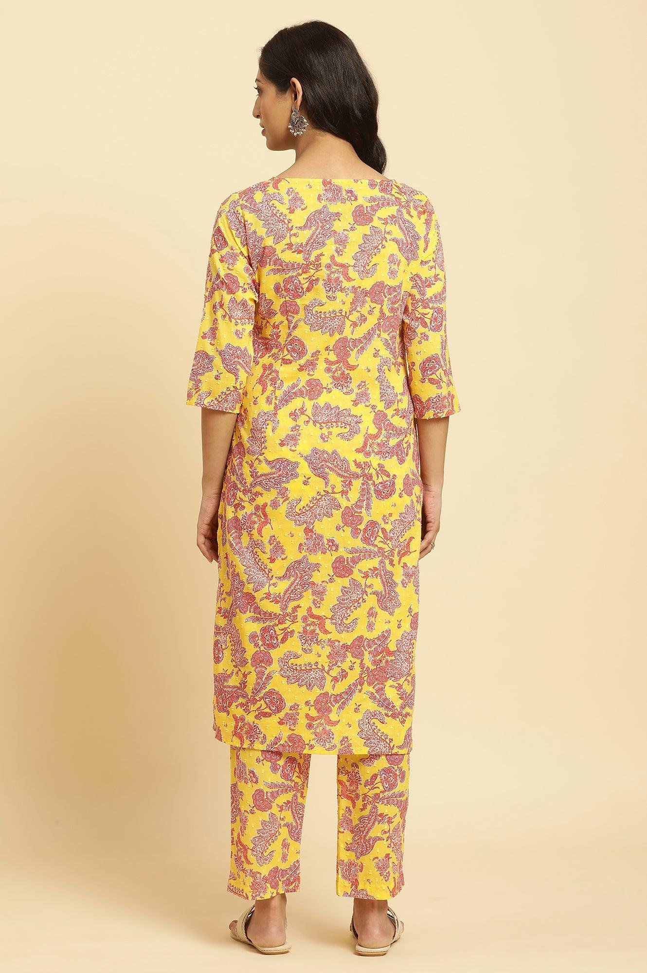 Yellow Floral Printed Cotton Kurta And Pants Co-Ord Set - View 3
