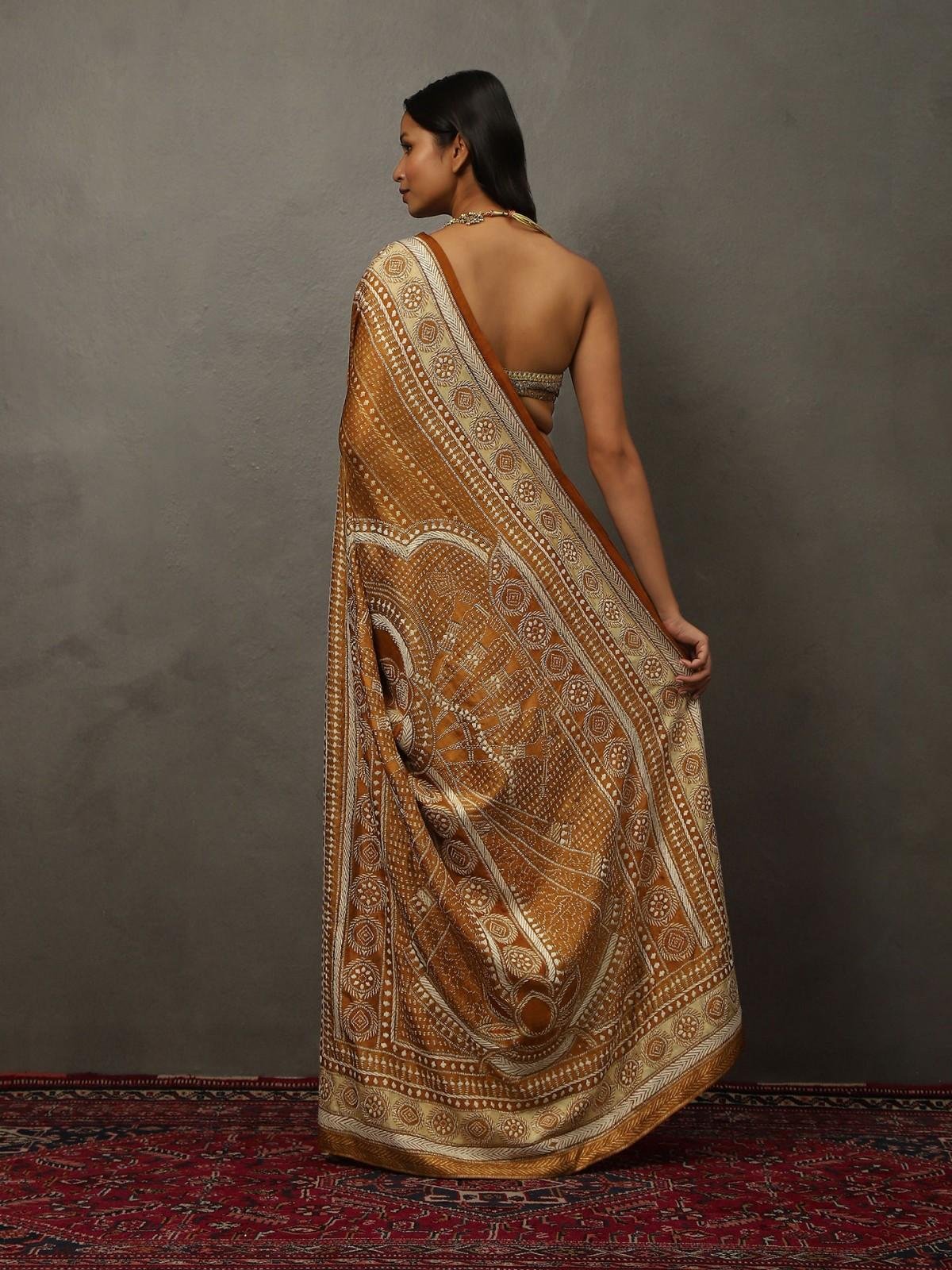 Camel Brown Bhairavi Saree With Unstitched Blouse - View 4